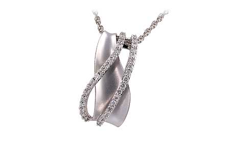 H202-04224: NECKLACE .28 TW
