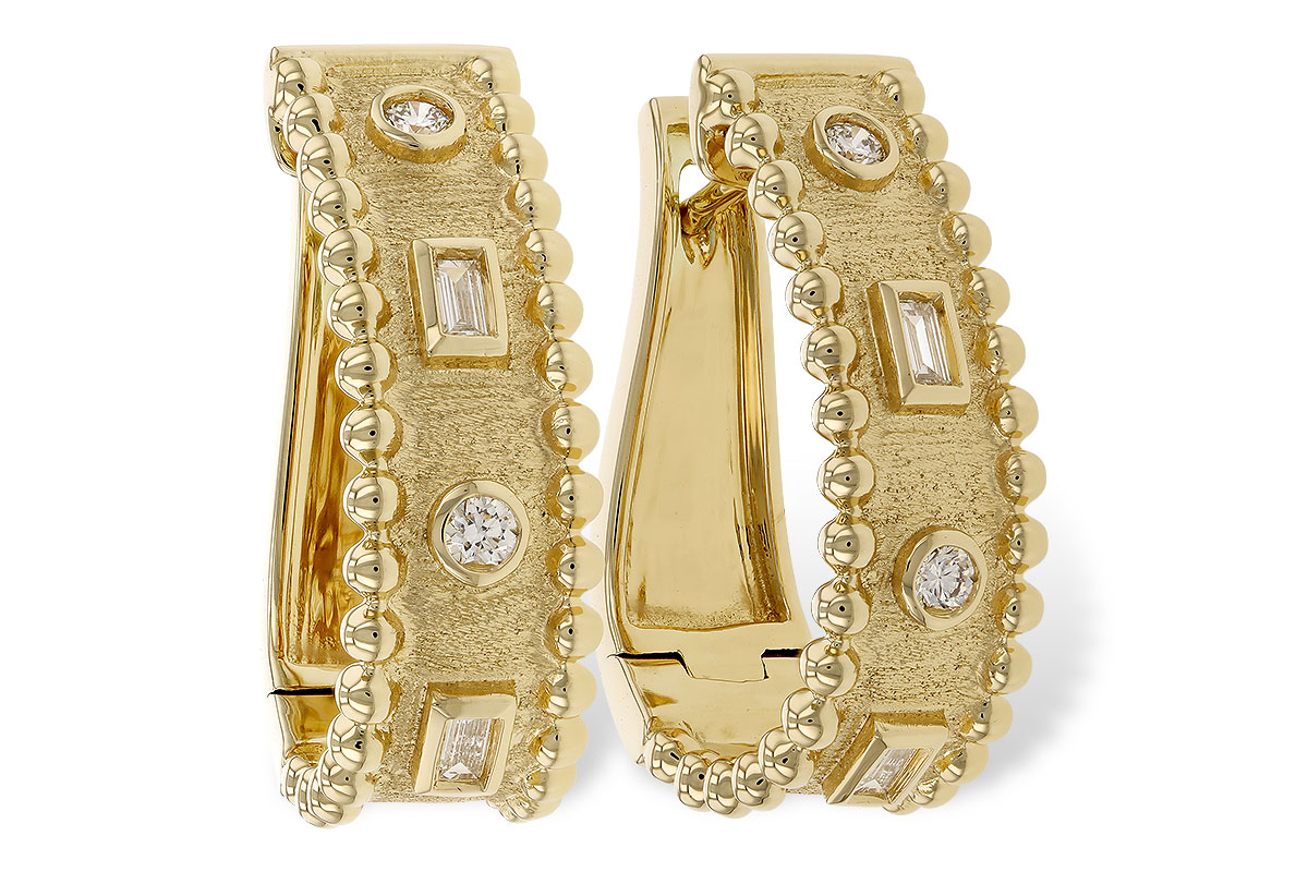 K292-06961: EARRINGS .09 BAG .18 TW
